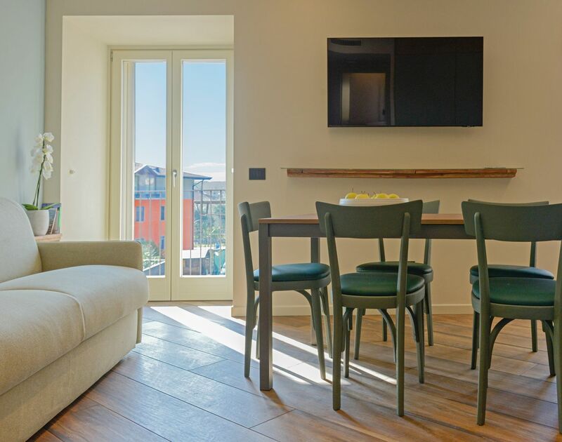 Bilocale Superior con balcone | Quiete